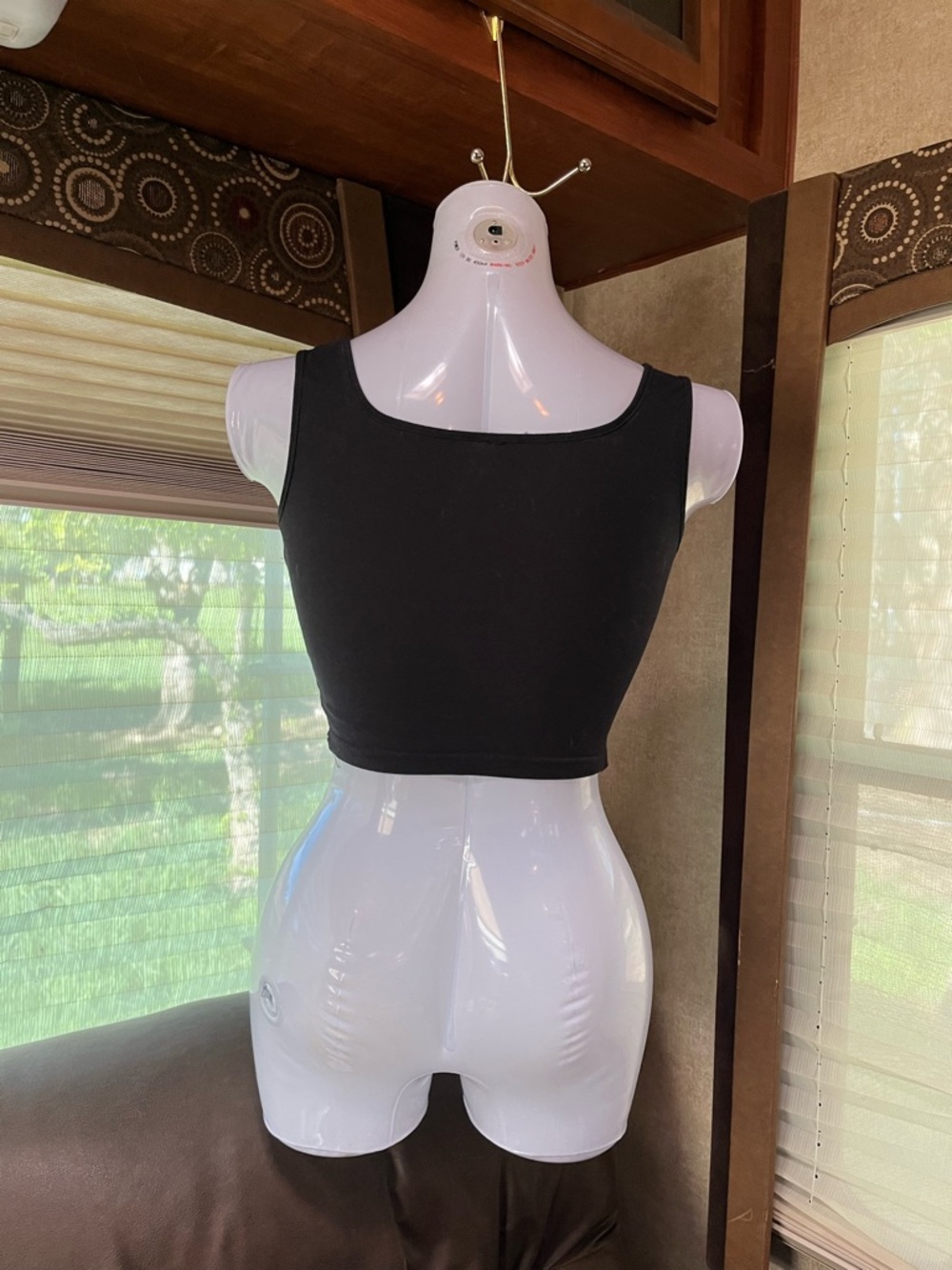 Assorted Women's Tops - Picture 8 of 9